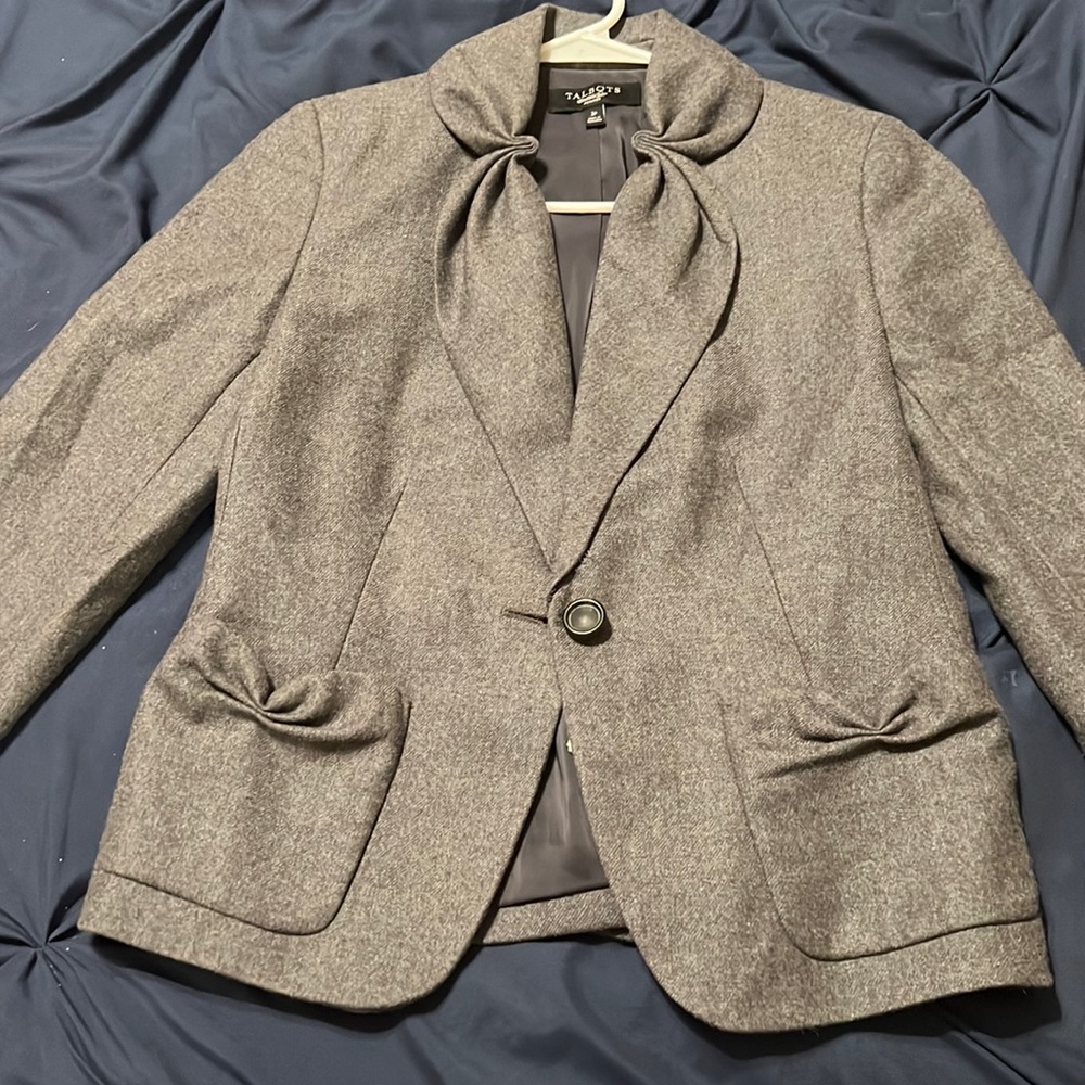 Talbots women’s blazer.  EUC.